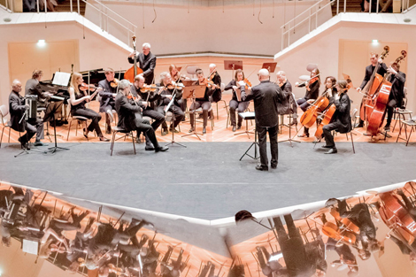 Trio L'art de passage aus Deutschland mit Streichorchester. Foto: Christoph Soeder